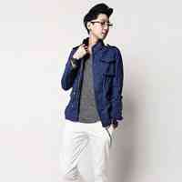 型男秋季搭配新主张个性的装扮