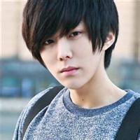 流光溢彩的男生非主流头像