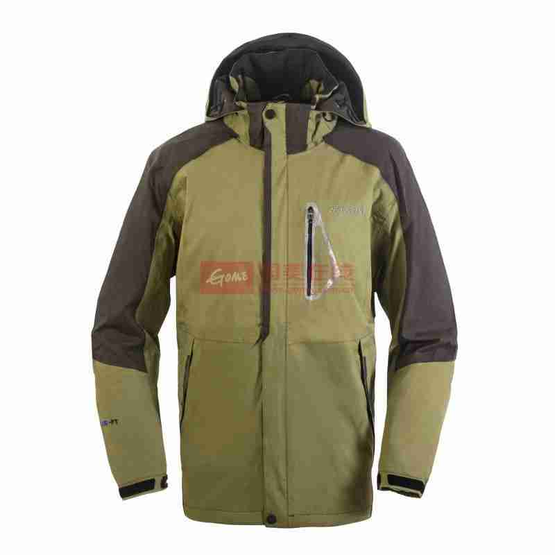 霸气十足的户外风衣