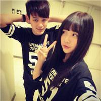 最是奢侈年少梦文字图片