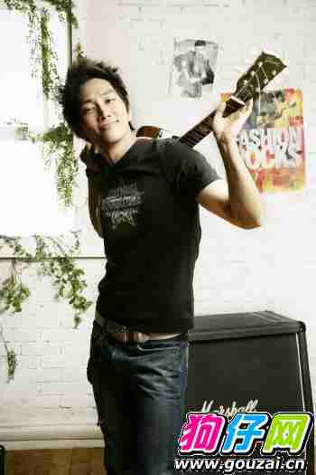 广告中尽展十足男人味组图
