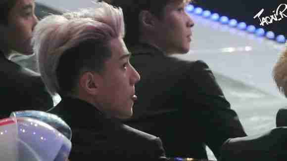 背影男人味十足ttp