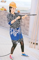 大秀肌肉显男人味