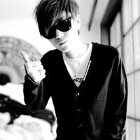 求一个男生超帅头像像这种的