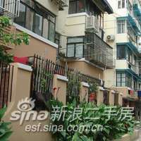 家庭解决了住房及小孩