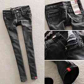 大码牛仔靴裤相信星座