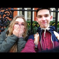 大人抱小孩微信情侣头像