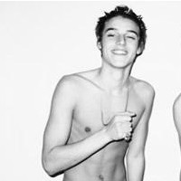 跟我一好朋友换头像|求头像啊