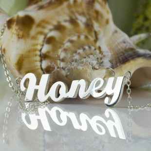 十二星座中的双鱼座字母