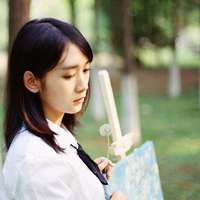 单纯又明媚的小清新意境女生头像