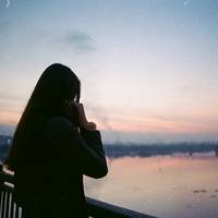 在海边的美女头像