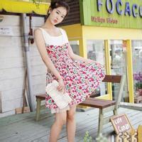 海边长裙唯美微信头像