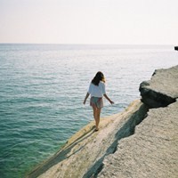 在海边唯美伤感的微信女生带