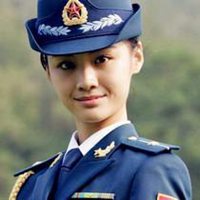 军人模样的微信头像