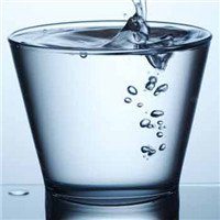 一杯水的图片跟文字