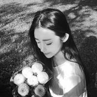 唯美黑白手绘插画图片