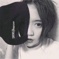 女黑白头像高冷图片