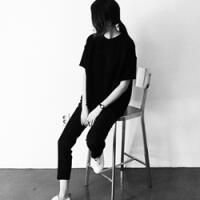 女黑白头像高冷图片