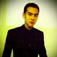 大明星彭于晏黑白头像
