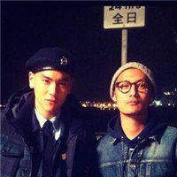 大明星彭于晏黑白头像