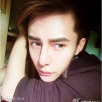 帅哥网红图片