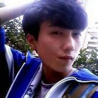 校园帅哥照片穿校服