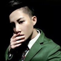 男生真人头像帅气图片