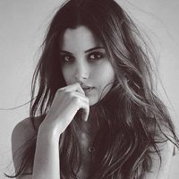 头像女生简单气质欧美