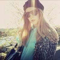 头像女生简单气质欧美