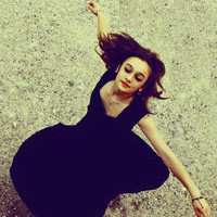 头像女生简单气质欧美