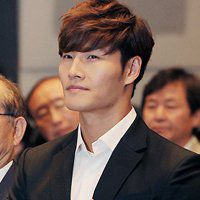 金钟国搞笑图片