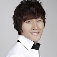 金钟国搞笑图片