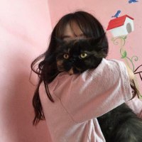女孩头像小娃娃微信中色头发粉色衣服