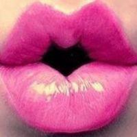 女人性感红唇微信头像