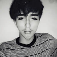 个性胡子男图片