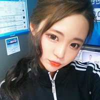 自拍有味道的微信女生头像