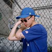 超狂超霸气的微信头像：有些人总是不够清醒