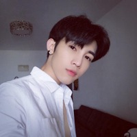 微信超帅男生头像 简直可以用娇艳欲滴来形容