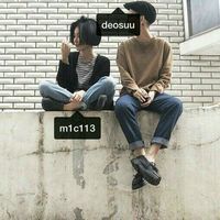 简单带字的男女的微信头像