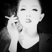 微信女生超拽霸气头像 霸气女生黑白超拽头像