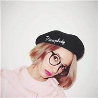 文艺还是可爱 时尚圆框眼镜女生头像