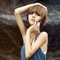 非主流唯美欧美头像 我没有一个苗条的身材走在