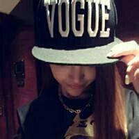 帽子遮脸微信头像 带帽子遮脸女生头像