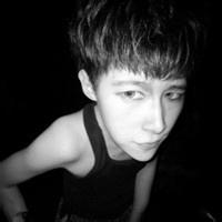 梨花卷微信头像黑白 微信头像女生梨花头