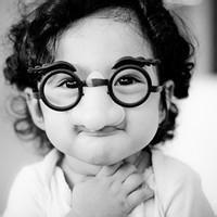 黑白萌孩子头像 黑白男生帅气萌头像