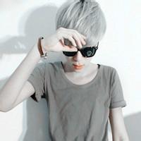 微信头像男生简约可爱 微信男生白色简约头像