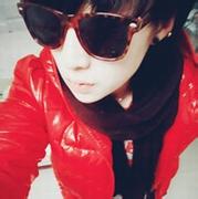 带红色的男生头像 红色头像男生