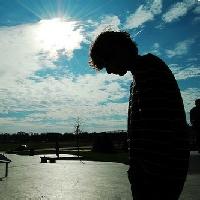白底男生头像欧美 欧美男生霸气拽头像