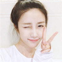 眼神杀死你 可爱女生闭一只眼 眼神杀死你 可爱女生闭一只眼