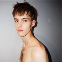 欧美男生图片阳光 帅气张扬的男生头像 欧美男生图片阳光 帅气张扬的男生头像